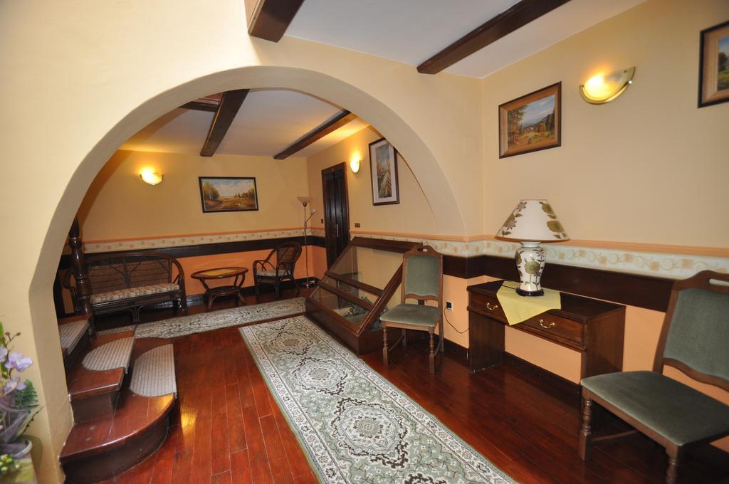Garni -Hotel Barbakan Levoča Extérieur photo