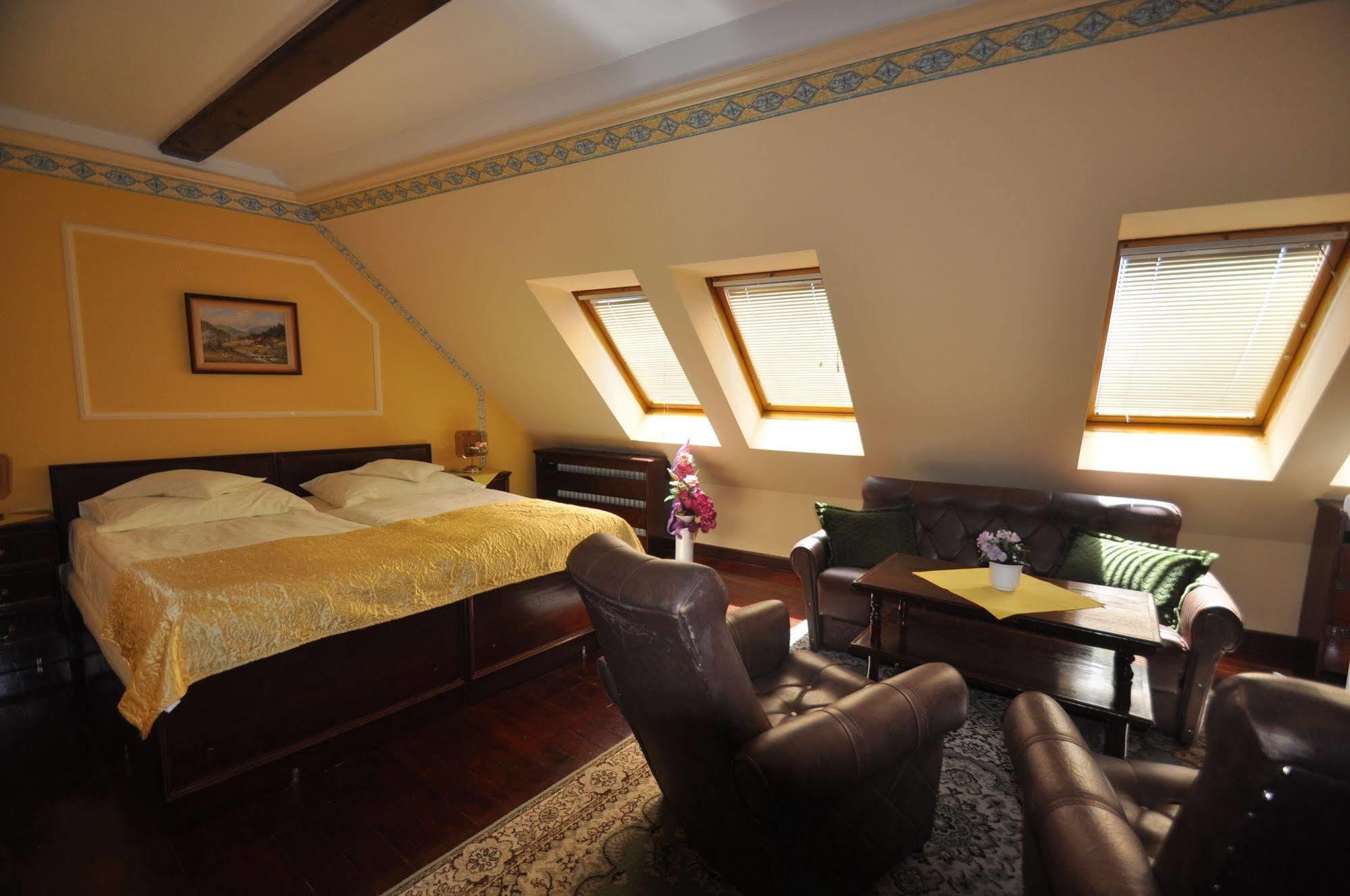 Garni -Hotel Barbakan Levoča Extérieur photo